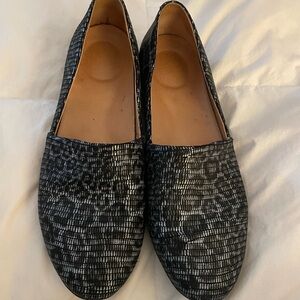 Dansko Black and Gray Patterned Women's Flats